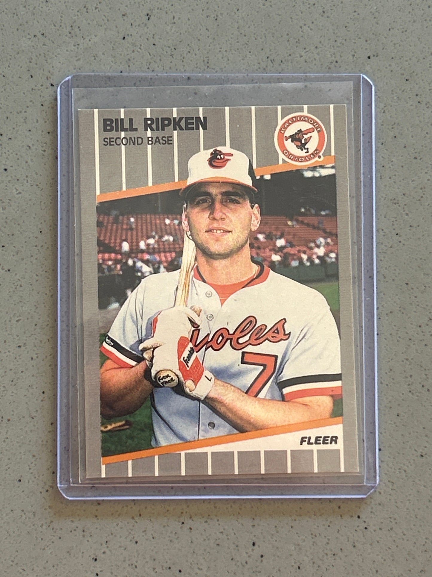 Singles: Baseball Singles - 1989 Fleer Bill Ripken “FF error”