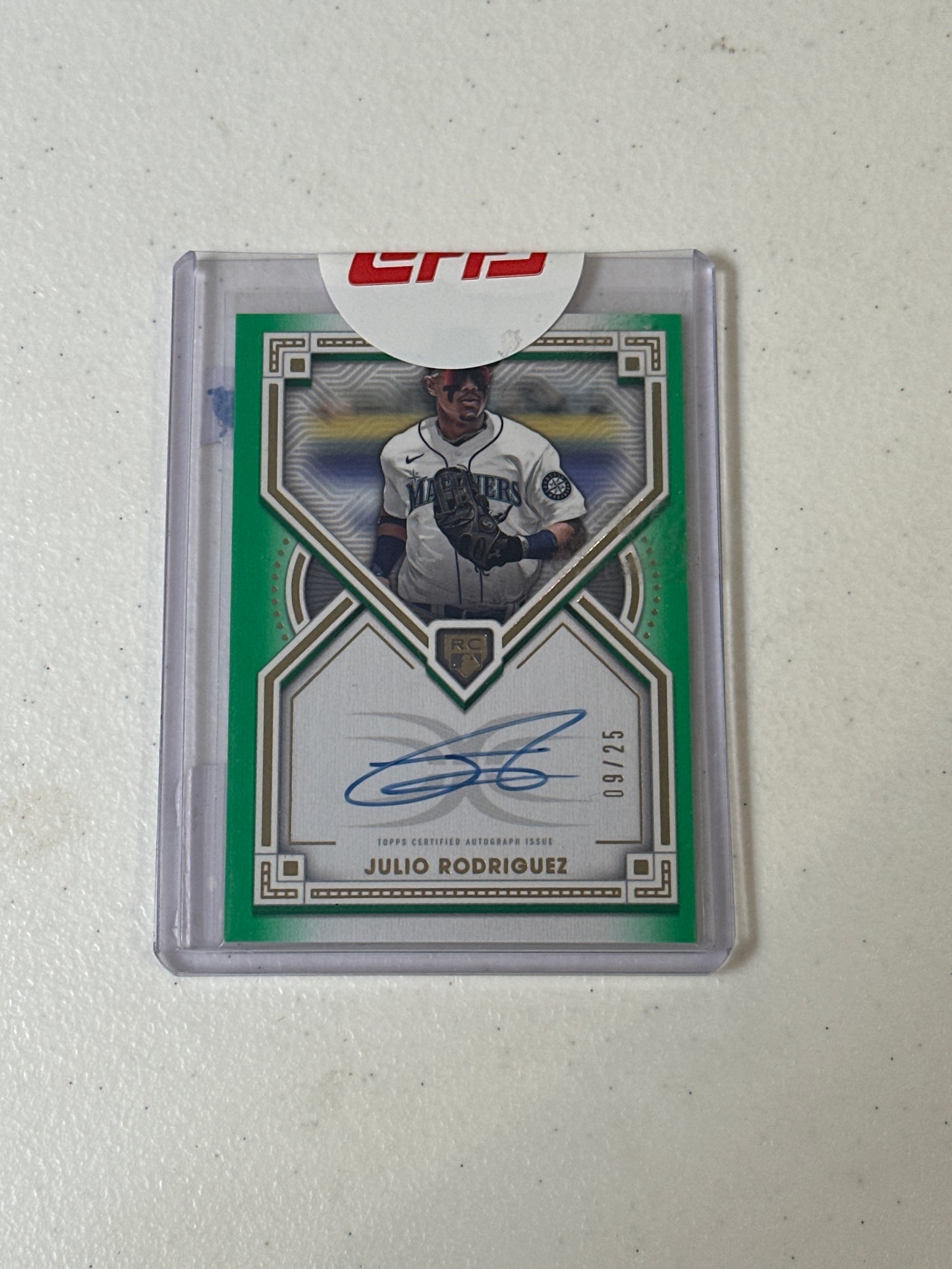 Singles: Baseball Cards- 2022 Topps Definitive Julio Rodriguez Rookie Auto /25