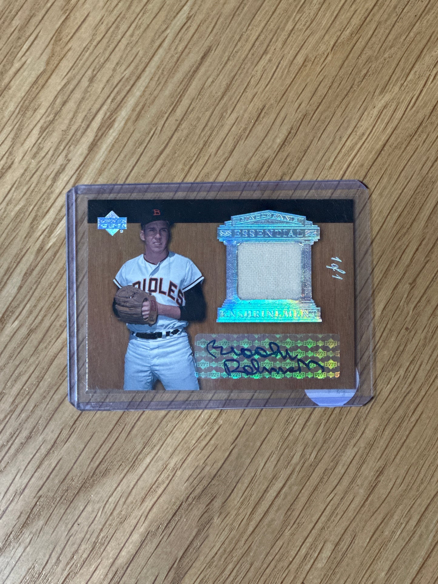 Singles: Baseball Cards- 2005 Upper Deck Hall of Fame Essential Enshrinement Brooks Robinson 1/1