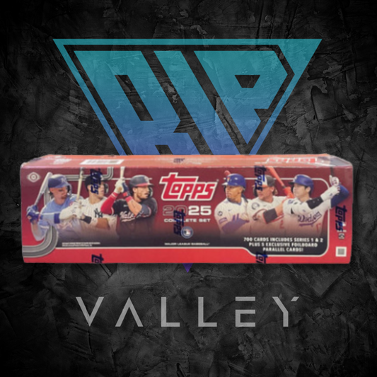 Baseball Cards: 2025 Topps Complete Set - 700 Card Box