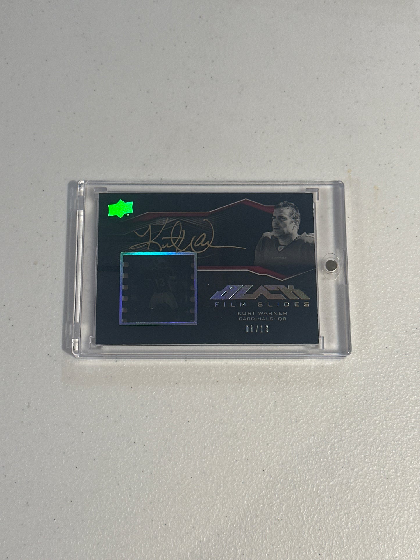 Singles: Football Cards- 2009 Upper Deck Kurt Warner Black Film Slides Autograph 1/13