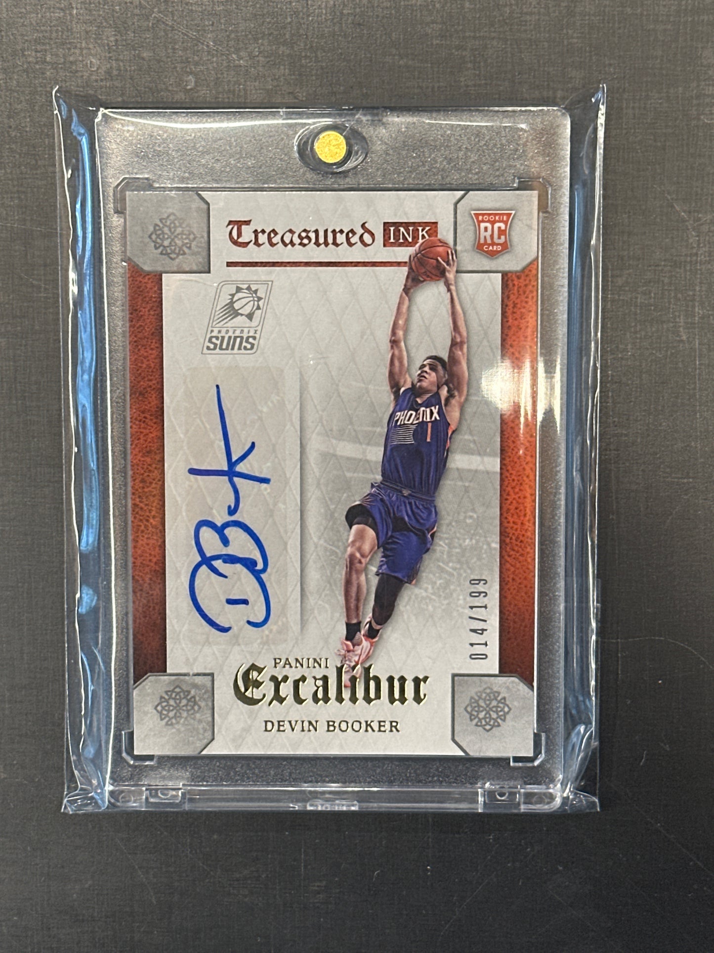 Singles: Basketball Cards- 2015 Excalibur Devin Booker Treasured Ink Autograph /199