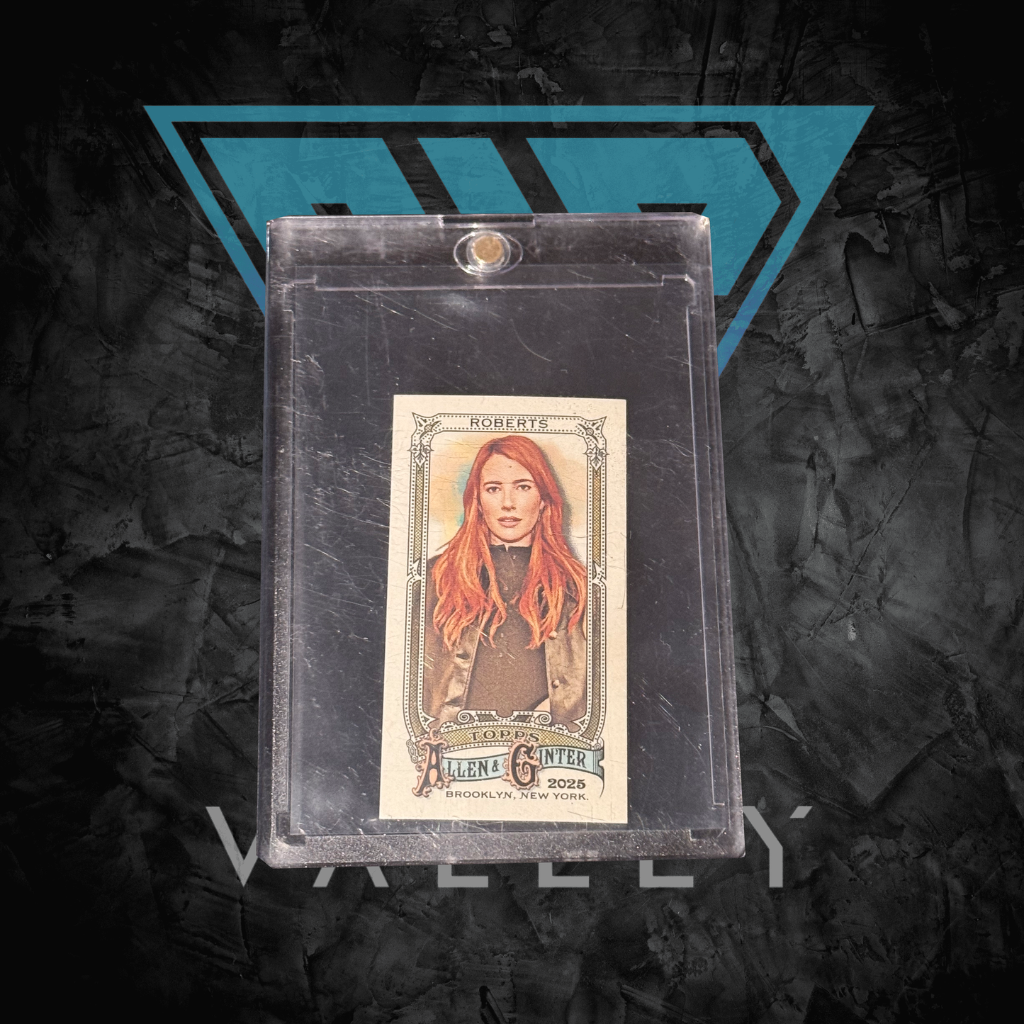 Singles: 2025 Ginter Emma Roberts Brooklyn Mini Back /25